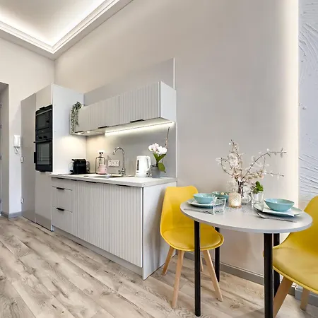 Queen W Sercu Krakowskiego Kazimierza *