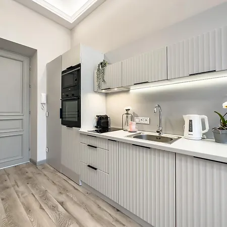 Queen W Sercu Krakowskiego Kazimierza Apartman