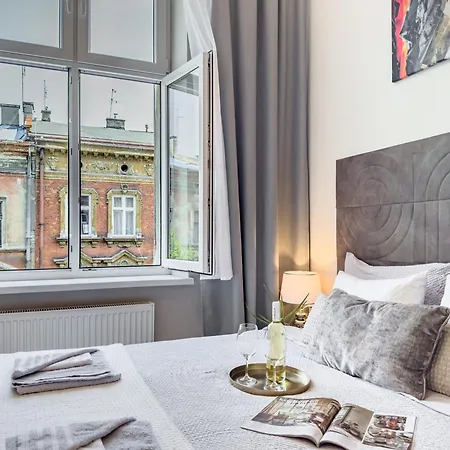 Queen W Sercu Krakowskiego Kazimierza *