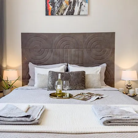 Apartamento Queen W Sercu Krakowskiego Kazimierza *